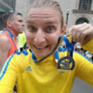 Meet your Posher, Joni